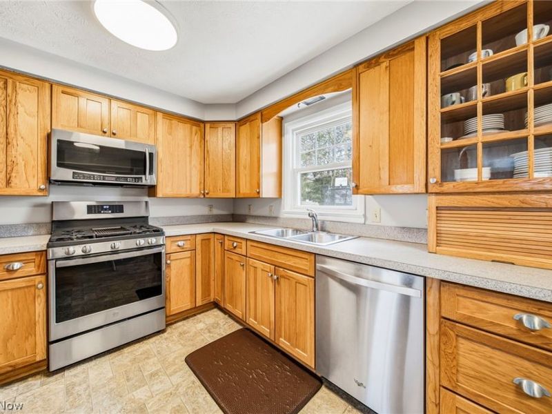 8462 Nowlen Street, Mentor, OH 44060 Photo 10