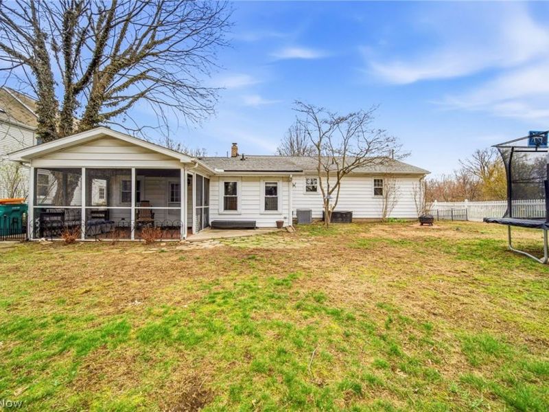 8462 Nowlen Street, Mentor, OH 44060 Photo 16