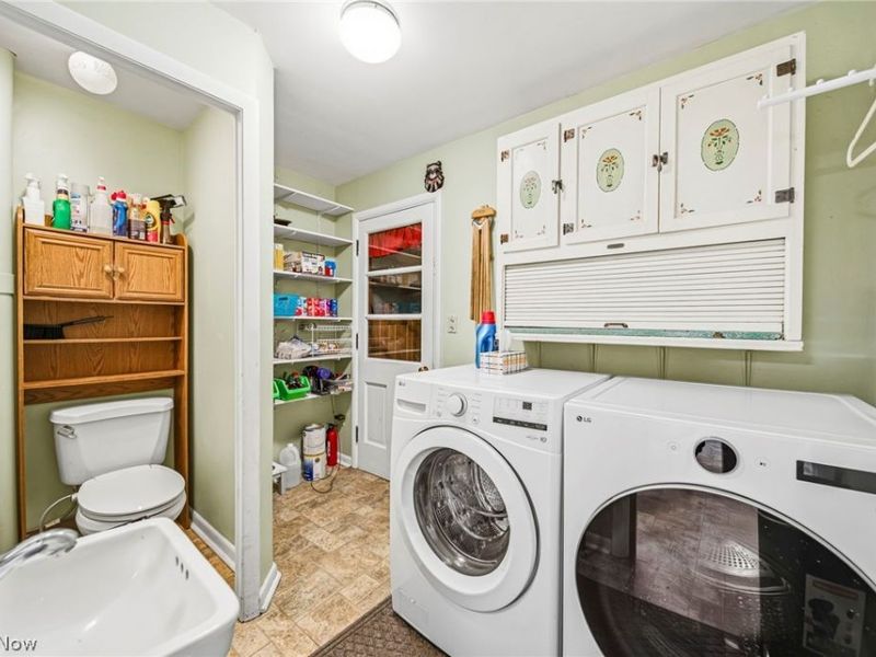 8462 Nowlen Street, Mentor, OH 44060 Photo 9