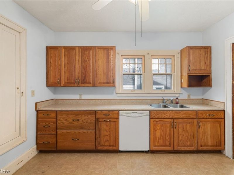 308 Ferrell Avenue, Ashland, OH 44805 Photo 10