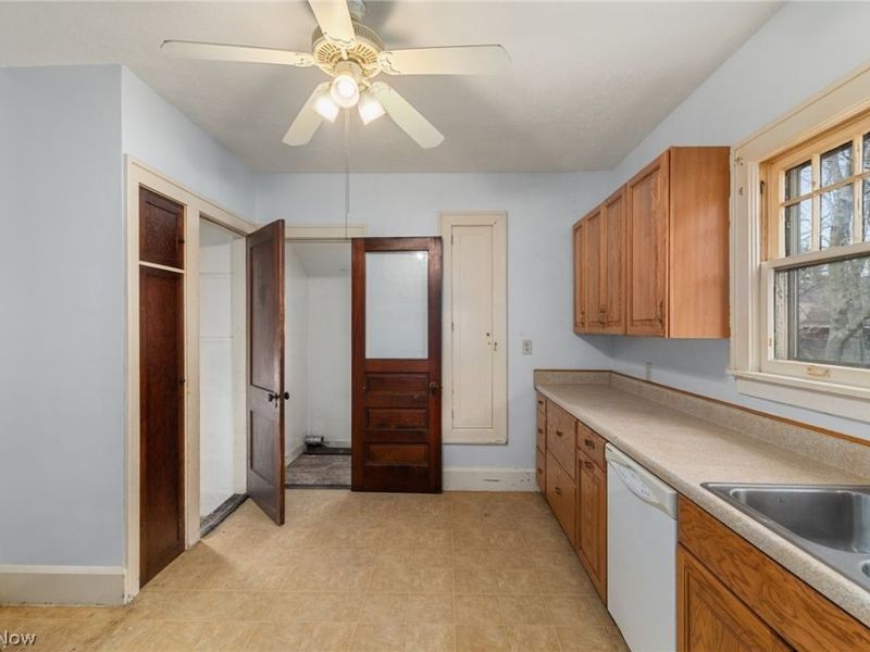 308 Ferrell Avenue, Ashland, OH 44805 Photo 12