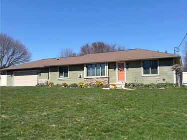 8421 Forest Road, Gasport, NY 14067