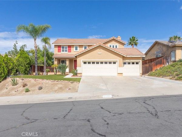 39909 Candy Apple, Murrieta, CA 92562