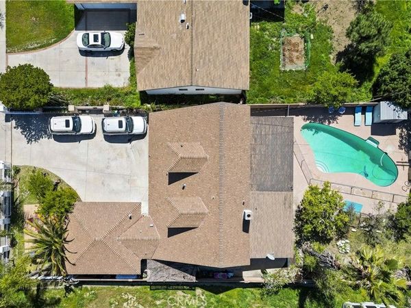 9021 Oneida Avenue, Sun Valley, CA 91352