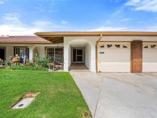 19309 Flowers Court, Newhall, CA 91321