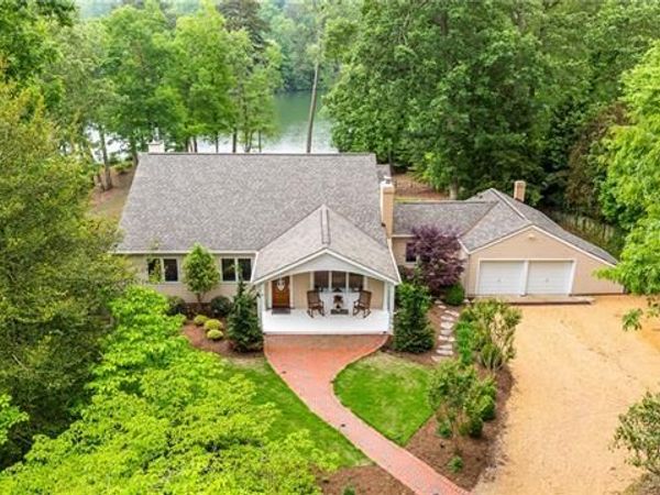 219 W Queens Drive , Williamsburg, VA 23185