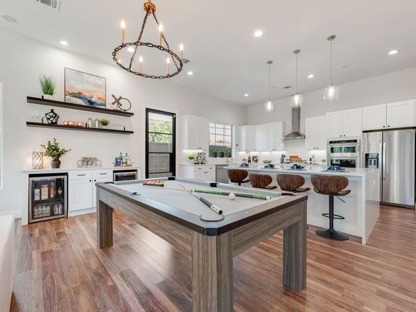 1802 Pueblo Street, Dallas, TX 75212