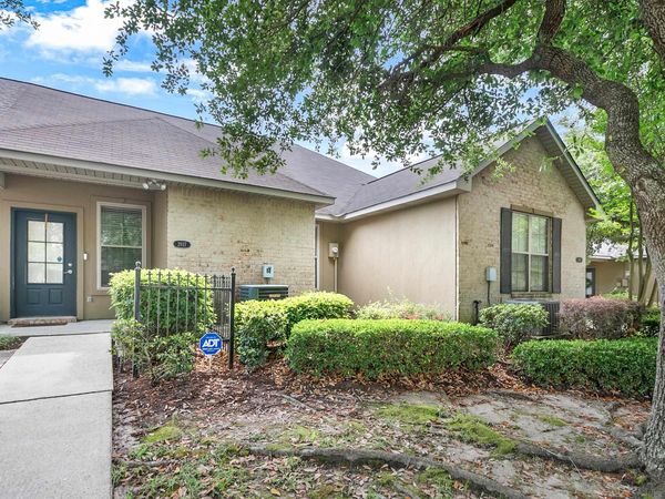 2937 Magazine Dr, Baton Rouge, LA 70816