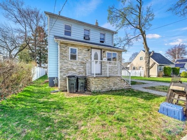 1104 Congress Ave, Teaneck, NJ 07666