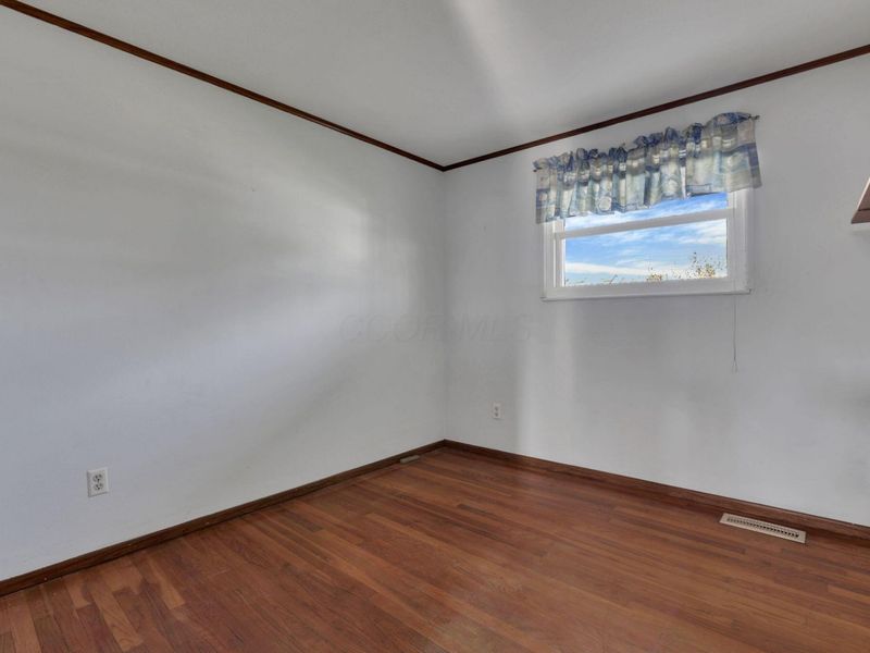 1093 Harwood Drive, Columbus, OH 43228 Photo 18