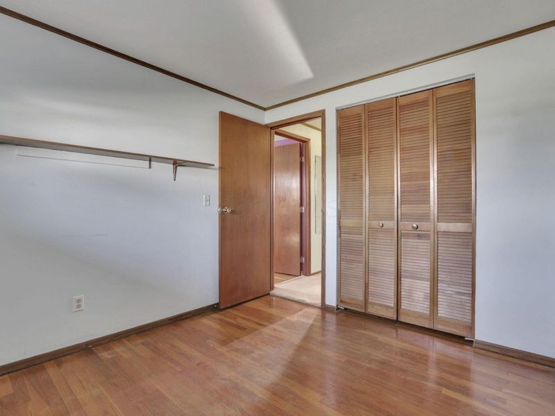 1093 Harwood Drive, Columbus, OH 43228 Photo 19