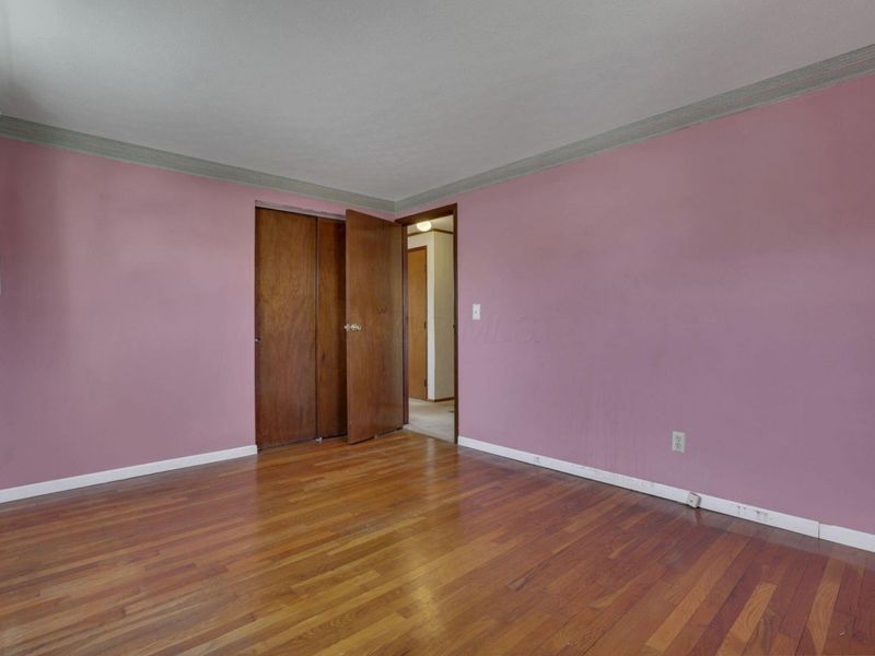 1093 Harwood Drive, Columbus, OH 43228 Photo 21