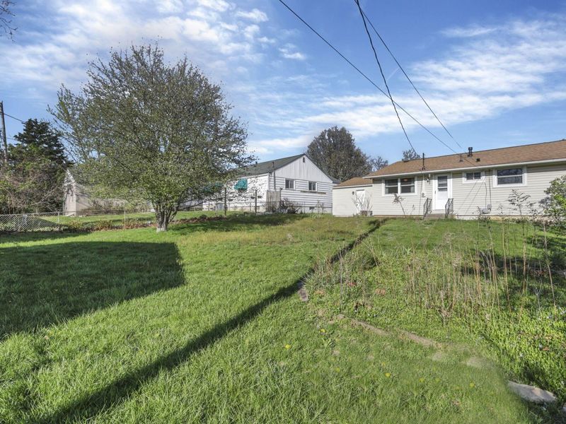 1093 Harwood Drive, Columbus, OH 43228 Photo 40