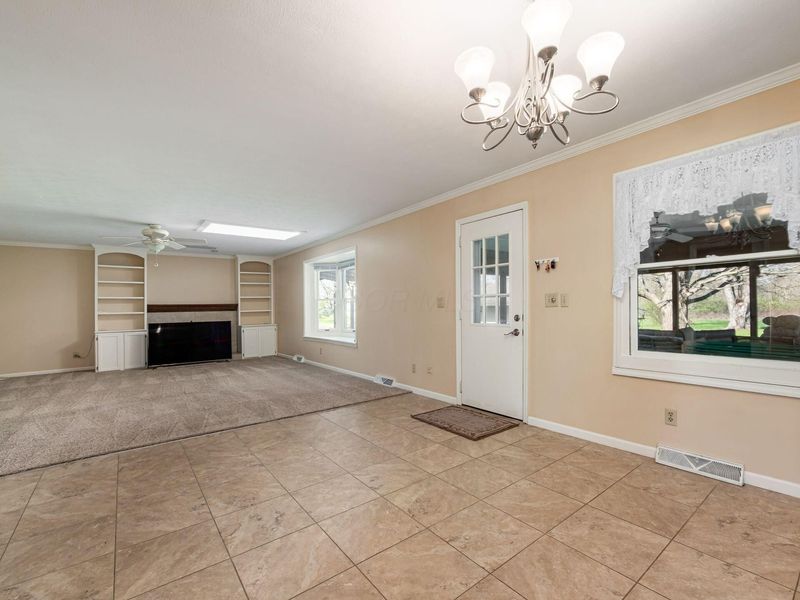 1975 Surrey Road, Blacklick, OH 43004 Photo 14