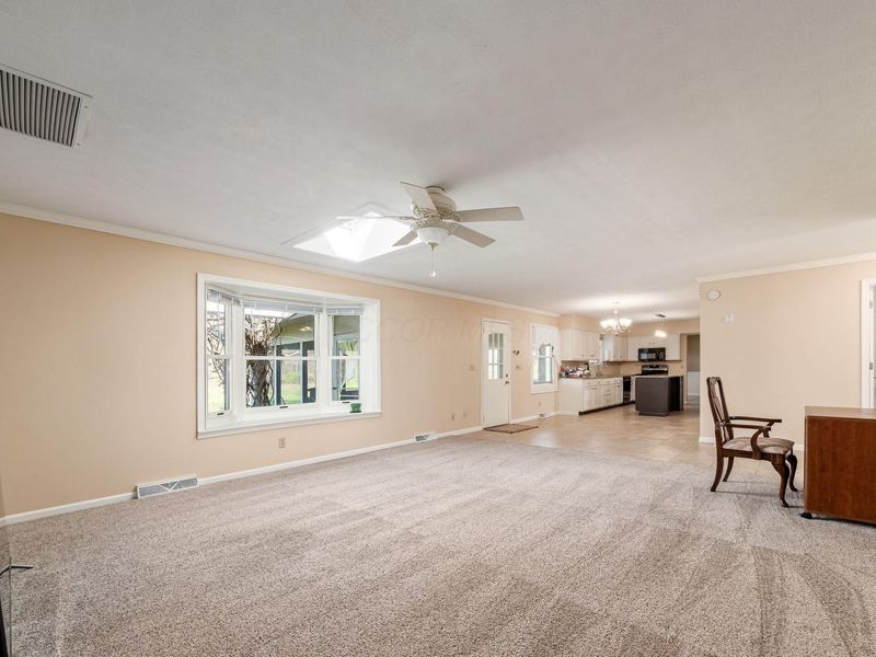 1975 Surrey Road, Blacklick, OH 43004 Photo 17