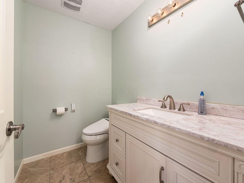 1975 Surrey Road, Blacklick, OH 43004 Photo 29