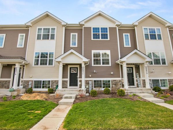 2221 Sassafras Way , Unit C, Wonder Lake, IL 60097