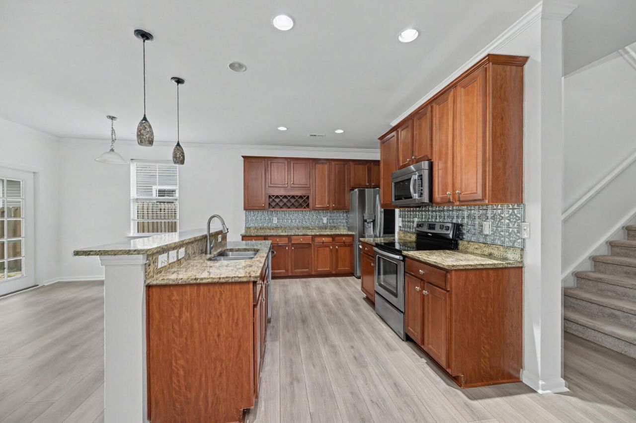 106 Swiftwater Way Photo 12