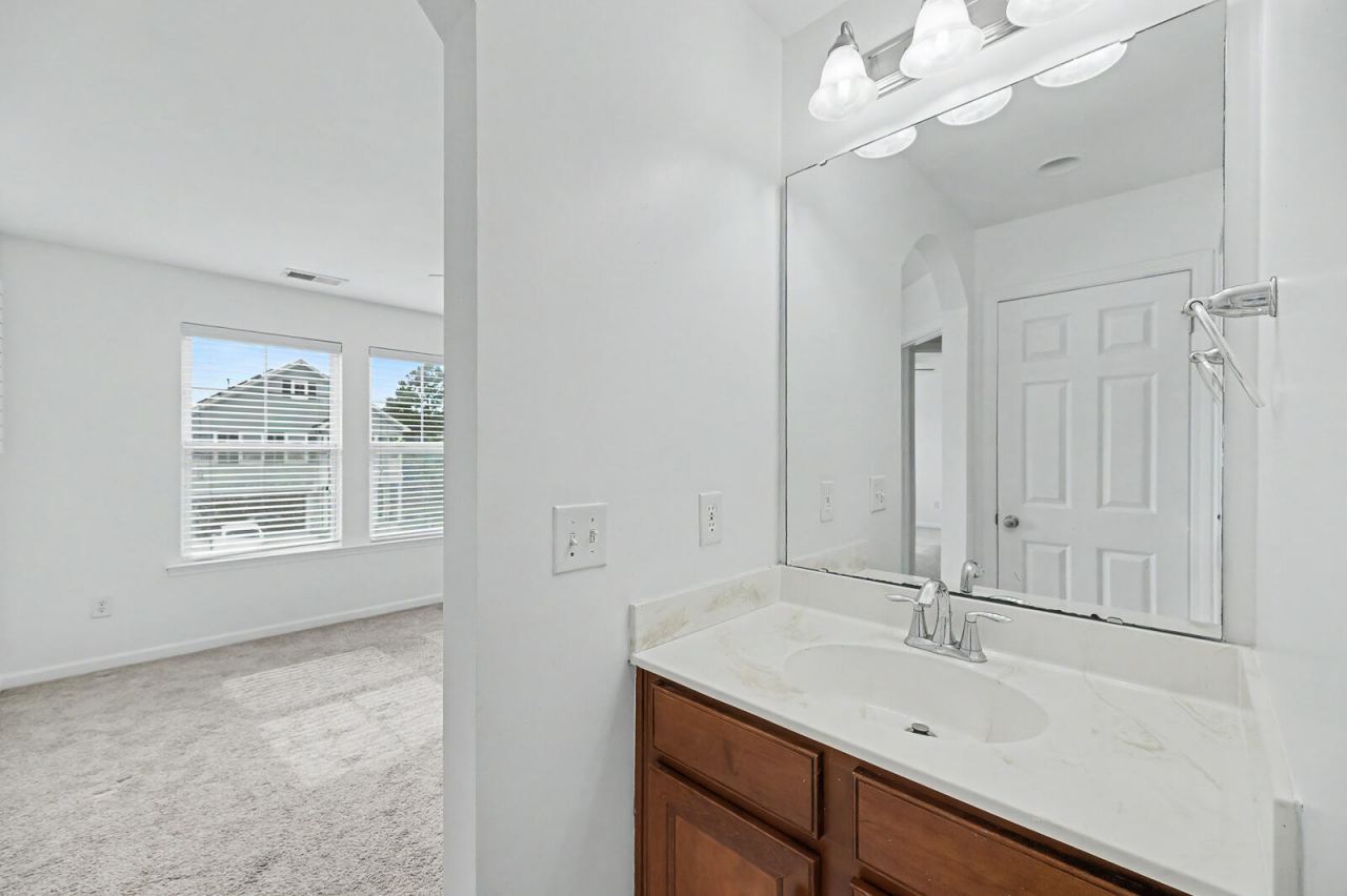 106 Swiftwater Way Photo 34