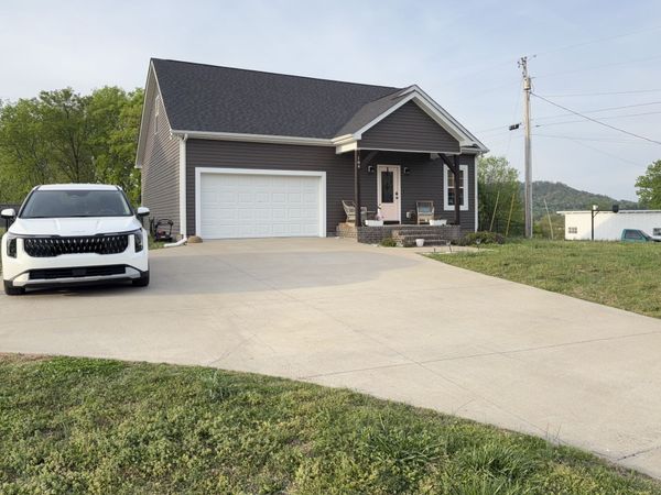 184 Lebanon Hwy, Carthage, TN 37030