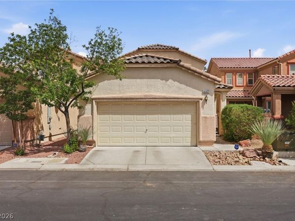 8982 College Green Street, Las Vegas, NV 89148