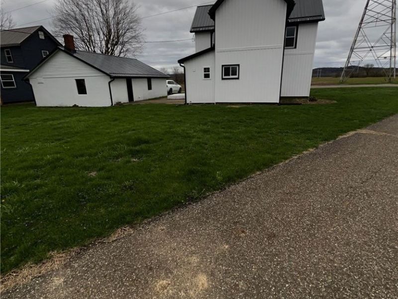 602 Adams Street, Conesville, OH 43811 Photo 2