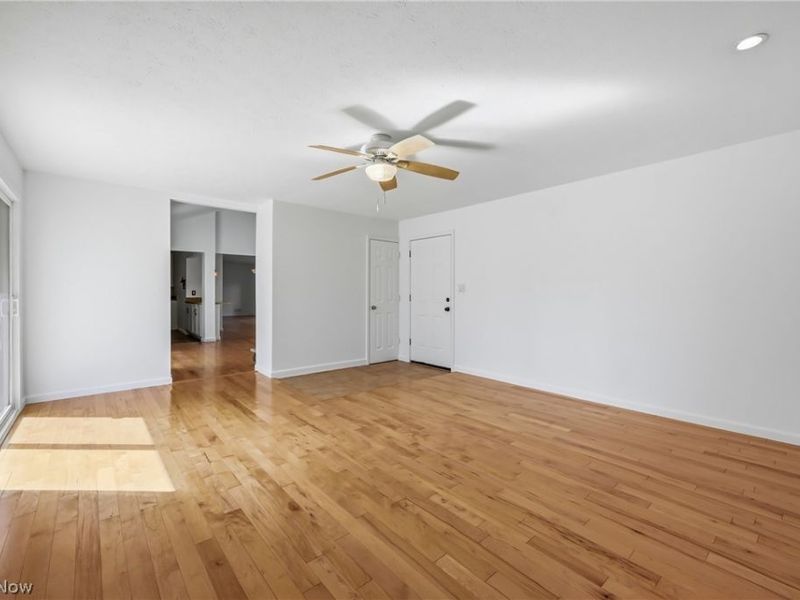 383 Balmoral Drive, Richmond Heights, OH 44143 Photo 26