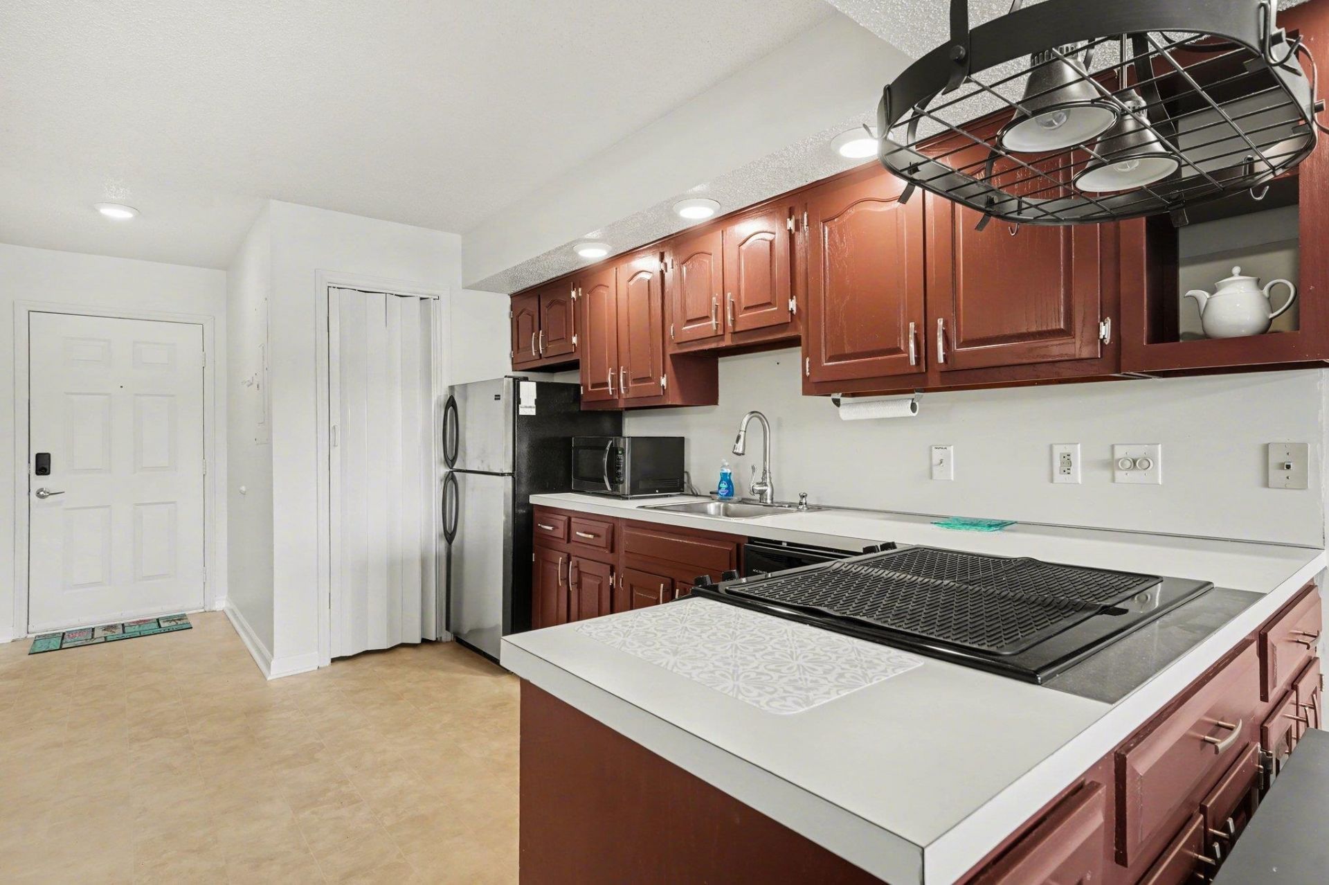 4286 Pinehurst Circle Photo 5