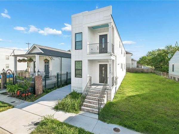 2033 CONTI Street, New Orleans, LA 70112