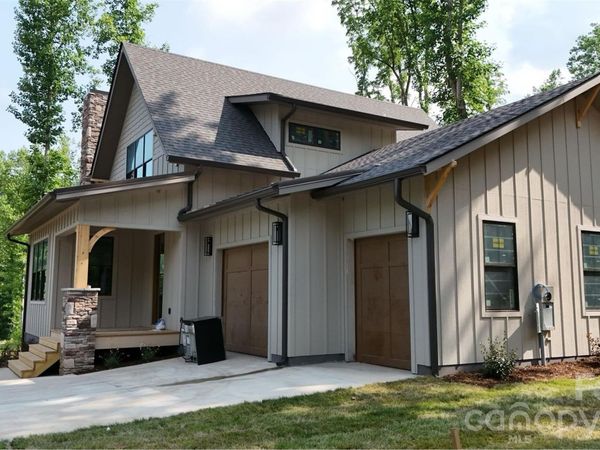 100 Bear Tree Cove, Canton, NC 28716