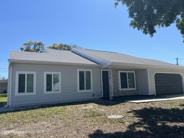 1071 Cadillac Drive NE , Palm Bay, FL 32905