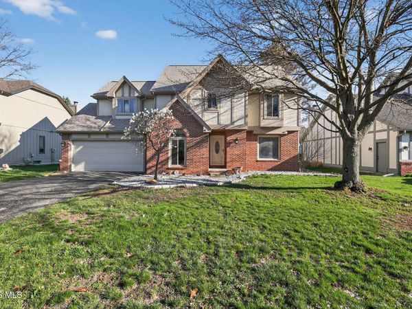 7028 Shooters Hill Road , Toledo, OH 43617