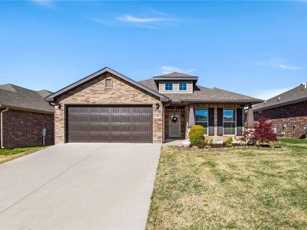 5905 Ettie May Street , Bentonville, AR 72713