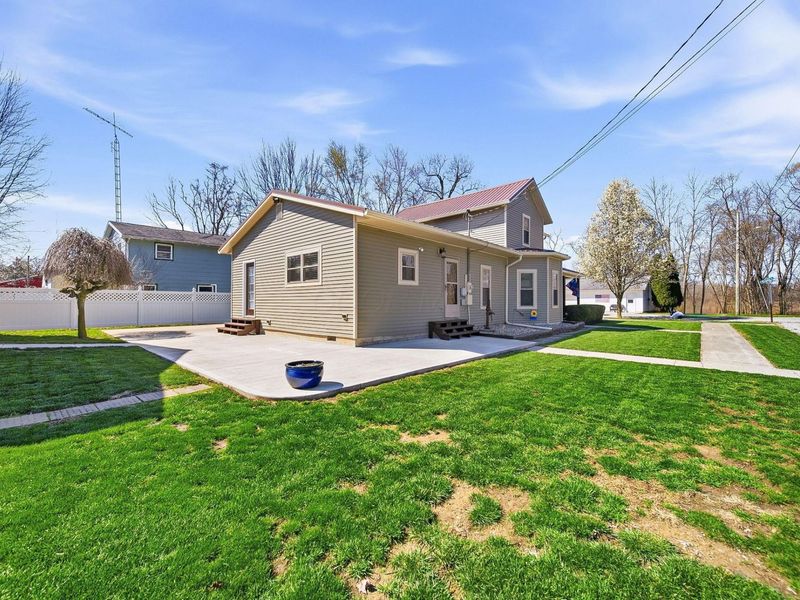 186 N Front Street, La Rue, OH 43332 Photo 3