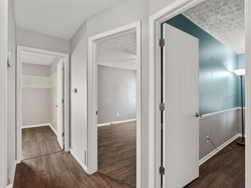 1120 Devlin Court, Columbus, OH 43228 Photo 11