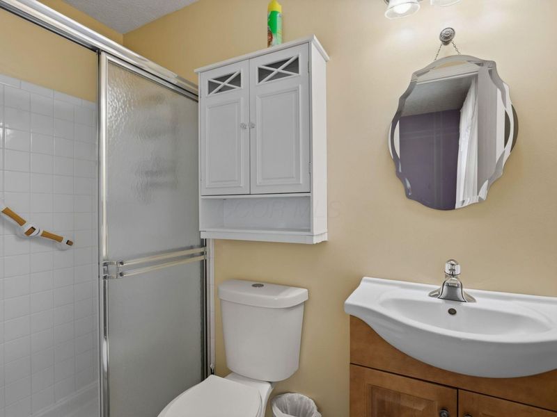 1120 Devlin Court, Columbus, OH 43228 Photo 19