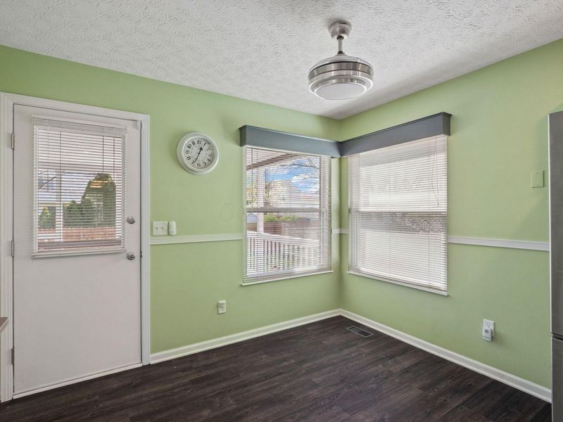 1120 Devlin Court, Columbus, OH 43228 Photo 23