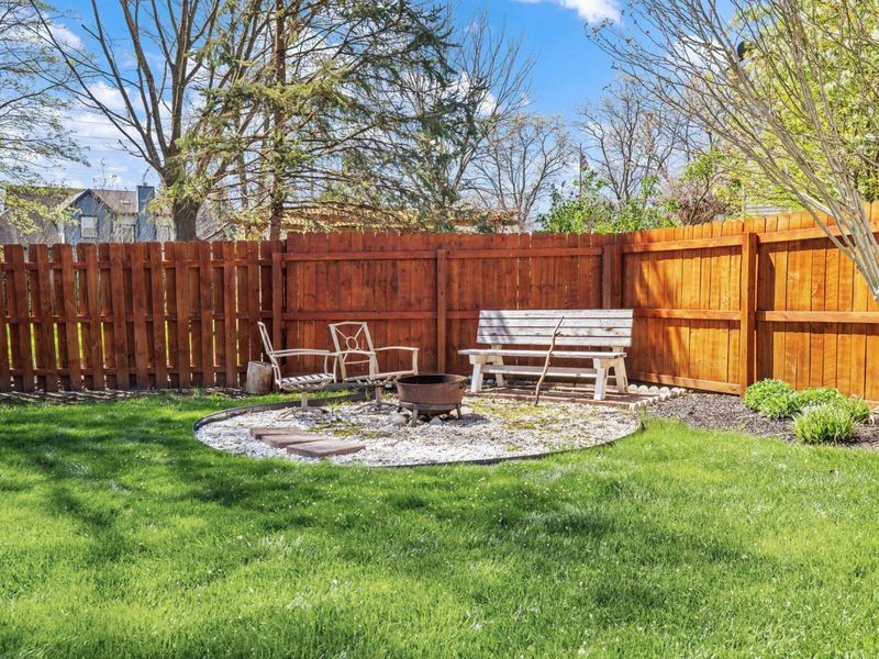 1120 Devlin Court, Columbus, OH 43228 Photo 30