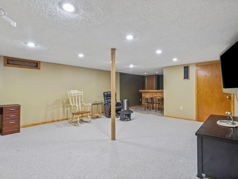 1120 Devlin Court, Columbus, OH 43228 Photo 36