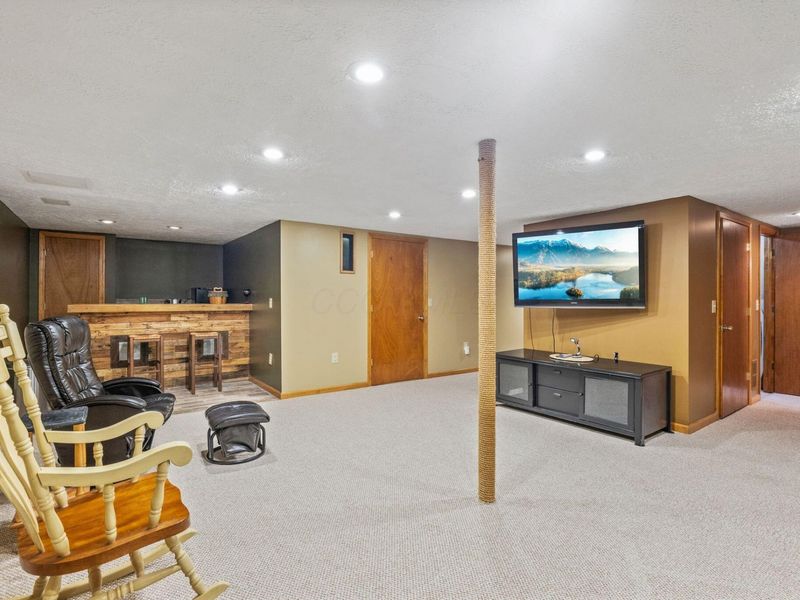 1120 Devlin Court, Columbus, OH 43228 Photo 37