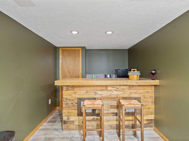 1120 Devlin Court, Columbus, OH 43228 Photo 38