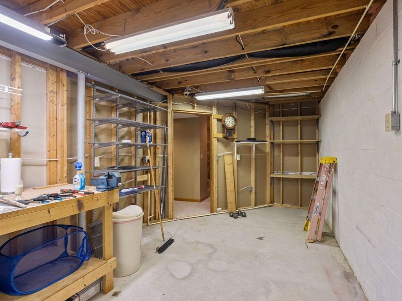 1120 Devlin Court, Columbus, OH 43228 Photo 43