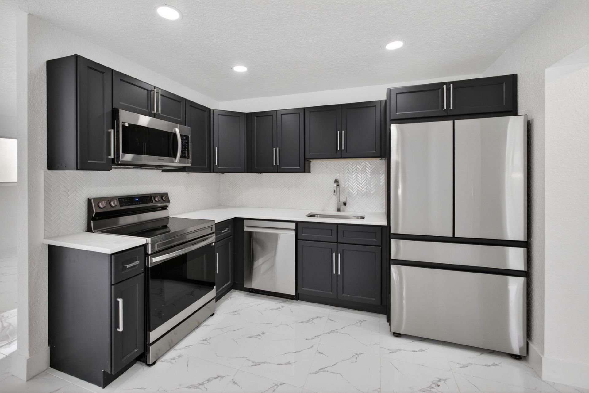 1225 W 32 Street, Riviera Beach, FL 33404 Photo