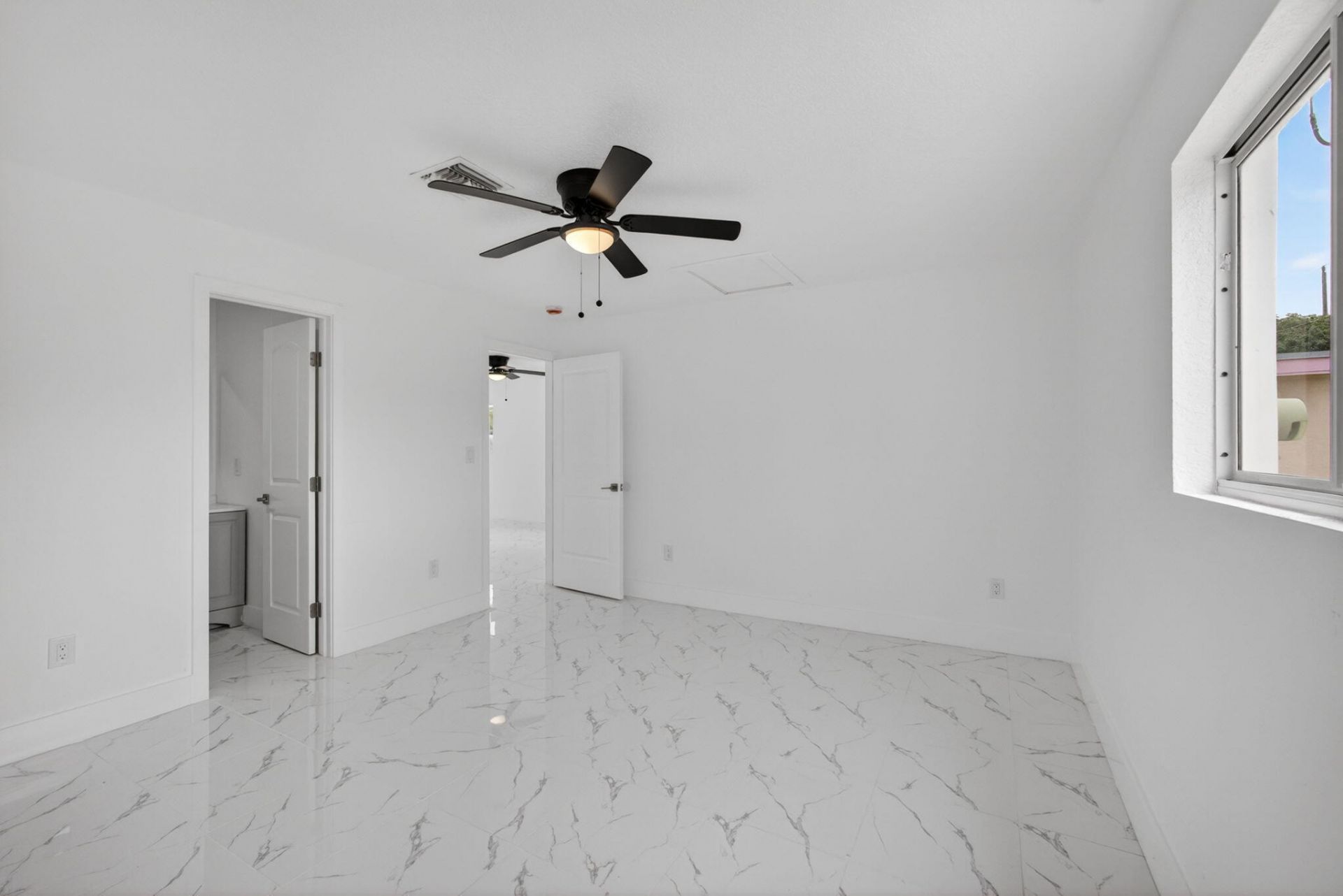 1225 W 32 Street, Riviera Beach, FL 33404 Photo