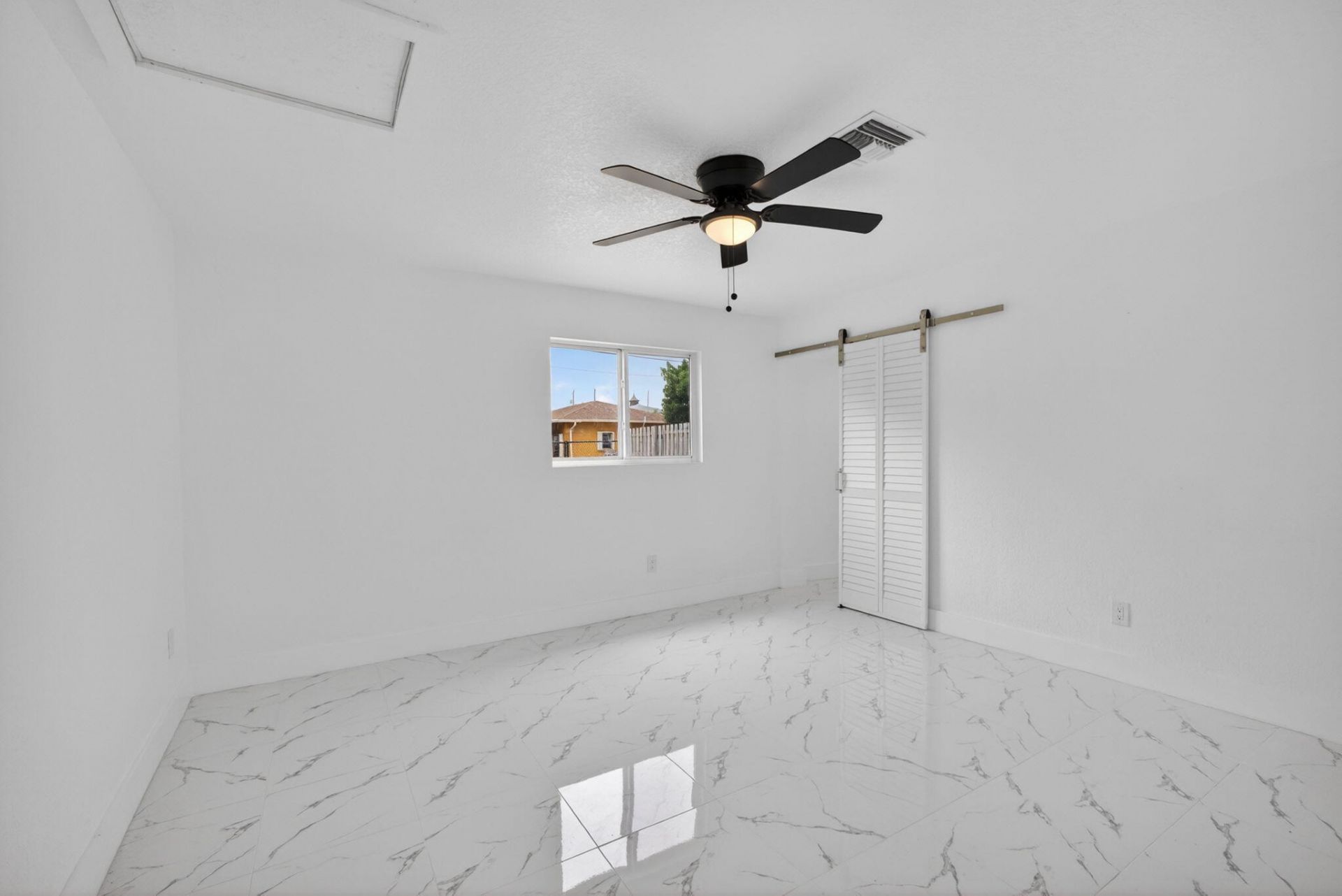 1225 W 32 Street, Riviera Beach, FL 33404 Photo