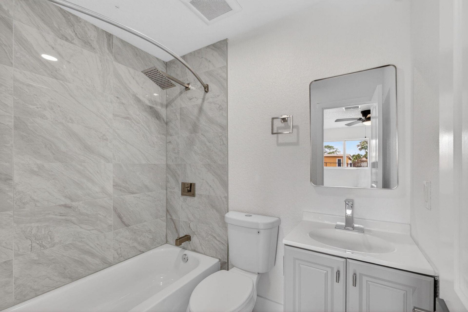 1225 W 32 Street, Riviera Beach, FL 33404 Photo