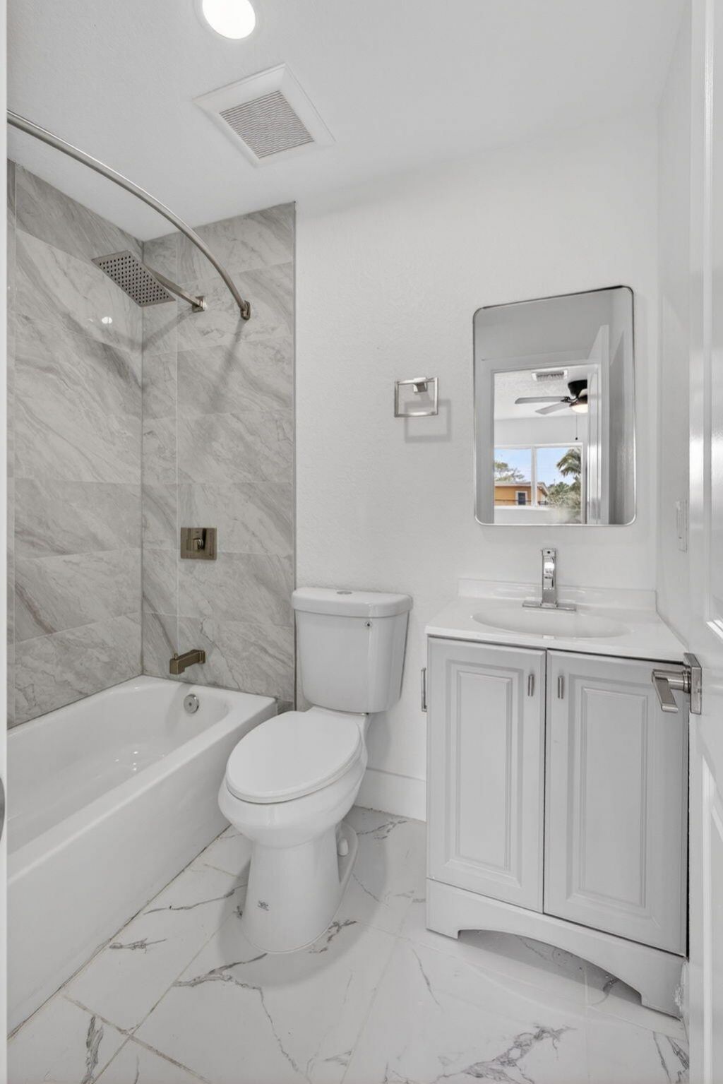 1225 W 32 Street, Riviera Beach, FL 33404 Photo