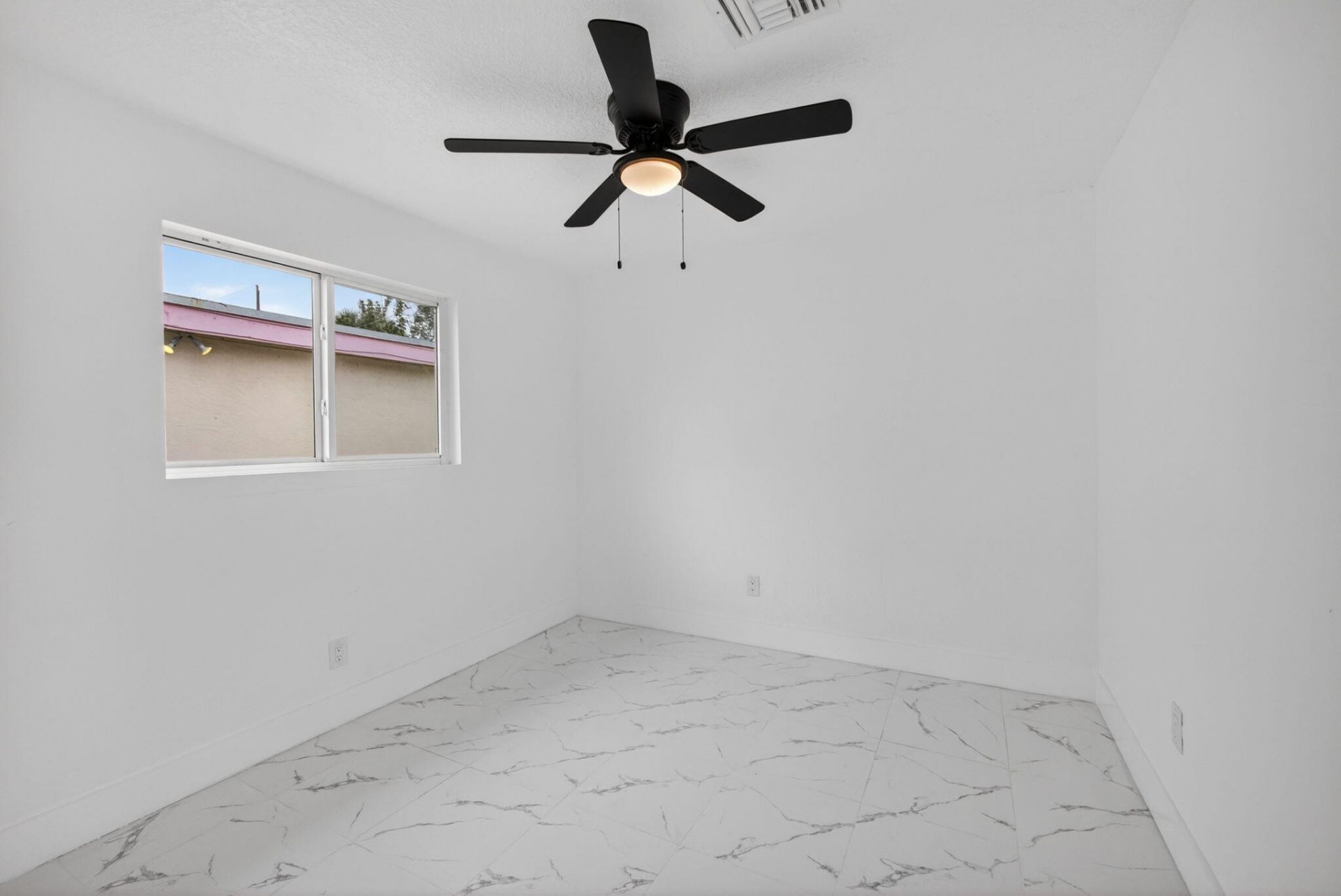 1225 W 32 Street, Riviera Beach, FL 33404 Photo