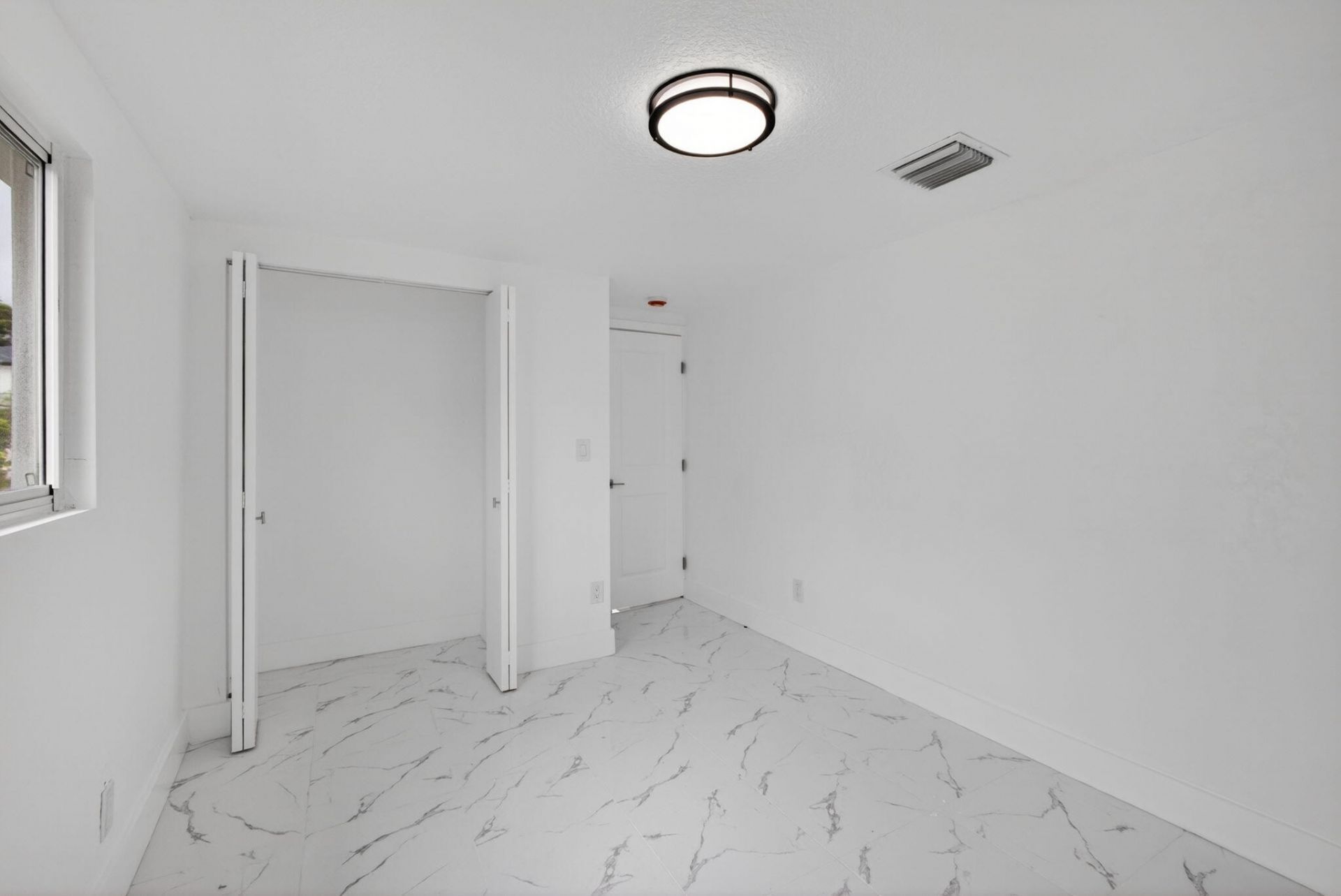 1225 W 32 Street, Riviera Beach, FL 33404 Photo