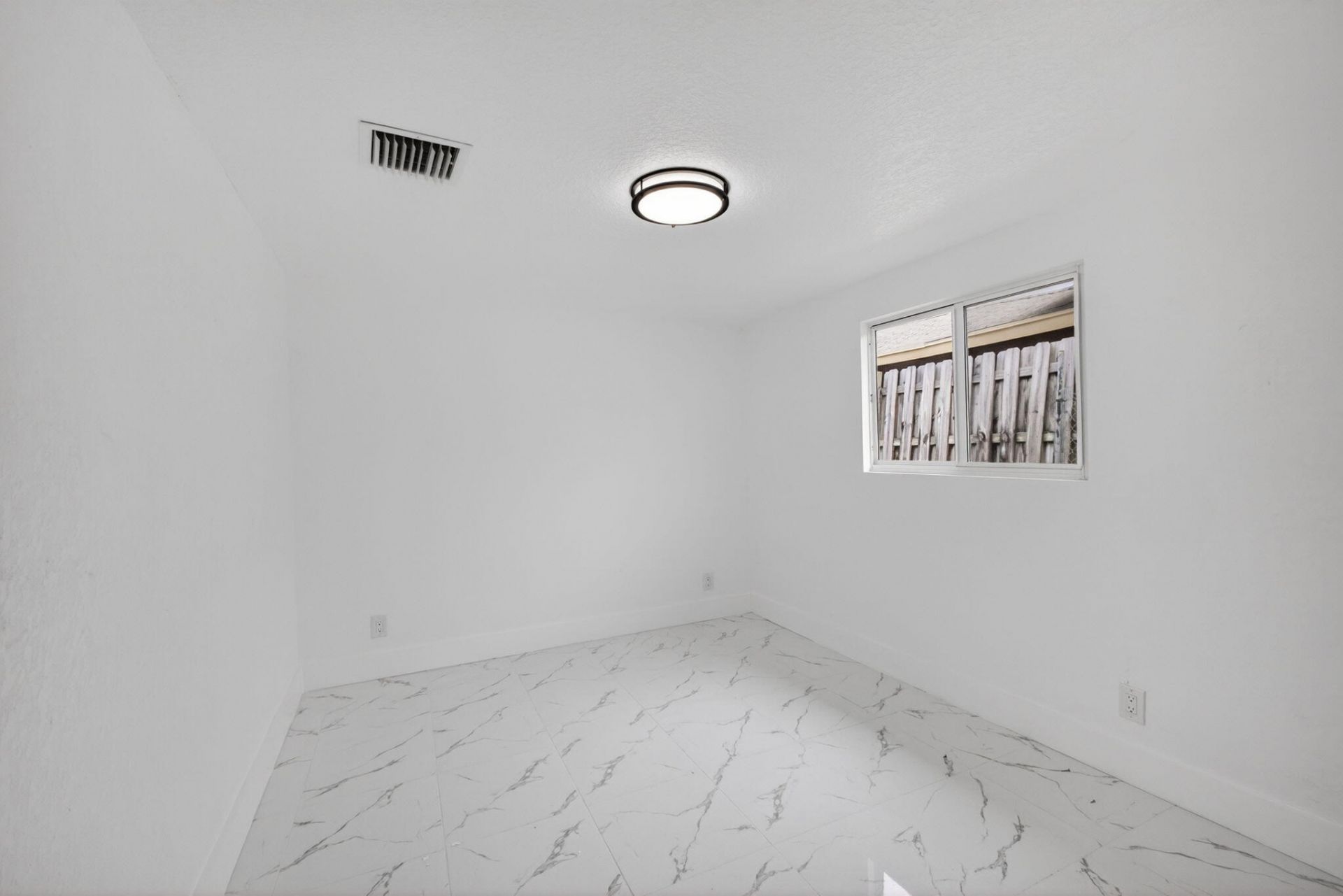 1225 W 32 Street, Riviera Beach, FL 33404 Photo